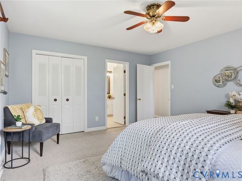 Tiny photo for 1000 Avon Court, Colonial Heights, VA 23834 (MLS # 2611493)