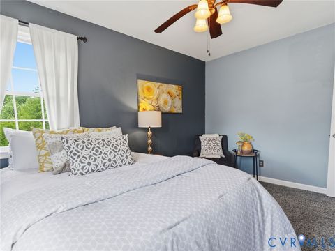 Tiny photo for 1000 Avon Court, Colonial Heights, VA 23834 (MLS # 2611493)
