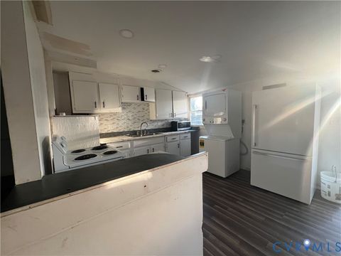 Tiny photo for 1406 Bramwell Road, Richmond, VA 23225 (MLS # 2608486)