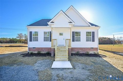 Photo of 27003 Slash Pine Circle, Ruther Glen, VA 22546 (MLS # 2610264)