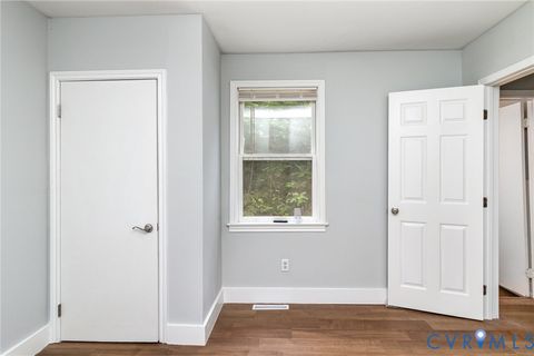 Tiny photo for 15231 hilldale ave Ave, Bowling Green, VA 22427 (MLS # 2527401)