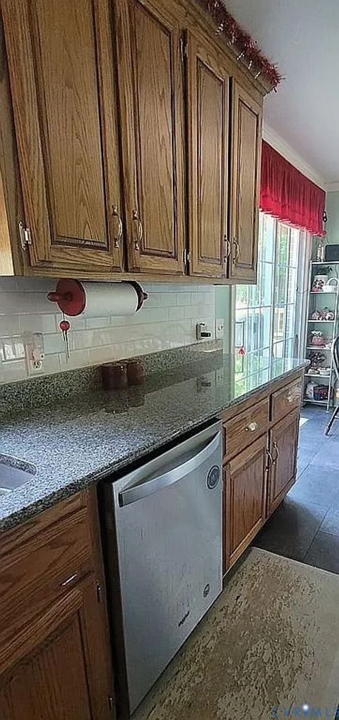 Tiny photo for 2660 N Oak Lane, West Point, VA 23181 (MLS # 2527162)