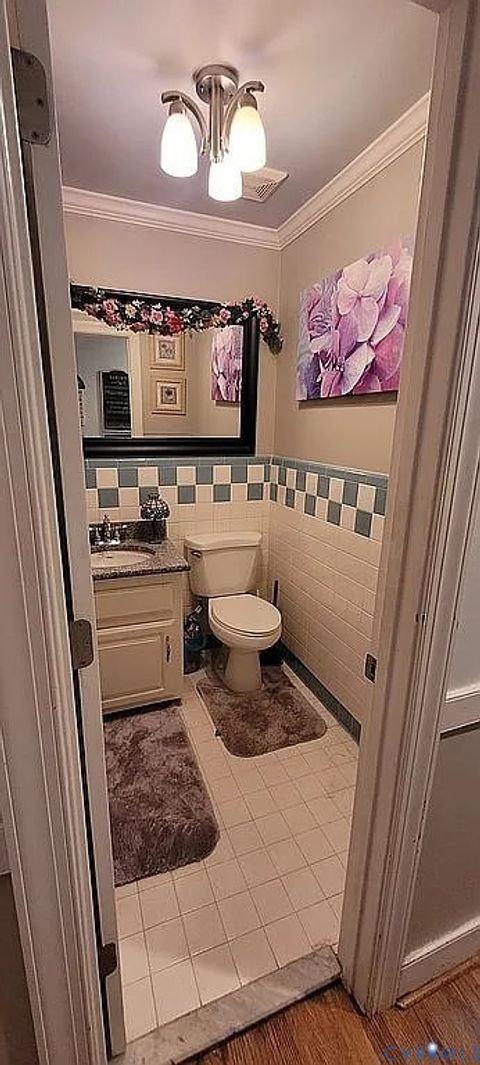 Tiny photo for 2660 N Oak Lane, West Point, VA 23181 (MLS # 2527162)