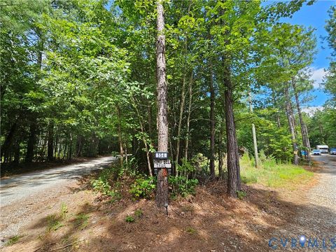 Tiny photo for 154 King Bee Trail Trl, Lawrenceville, VA 23920 (MLS # 2602917)
