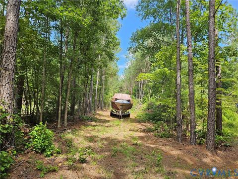 Tiny photo for 154 King Bee Trail Trl, Lawrenceville, VA 23920 (MLS # 2602917)