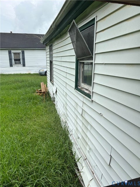Tiny photo for 754 Kirkham Street, Petersburg, VA 23803 (MLS # 2625579)