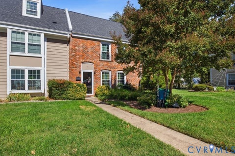 Photo of 49 Skipwith Green Circle, Henrico, VA 23294 (MLS # 2627521)