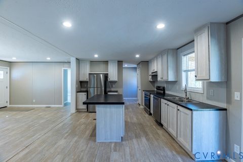 Tiny photo for 192 Pond Drive, Kenbridge, VA 23944 (MLS # 2530372)