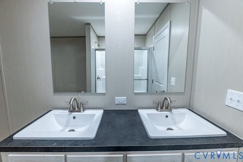 Tiny photo for 192 Pond Drive, Kenbridge, VA 23944 (MLS # 2530372)