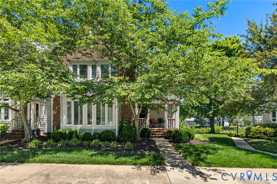 9146 Lakeland Drive