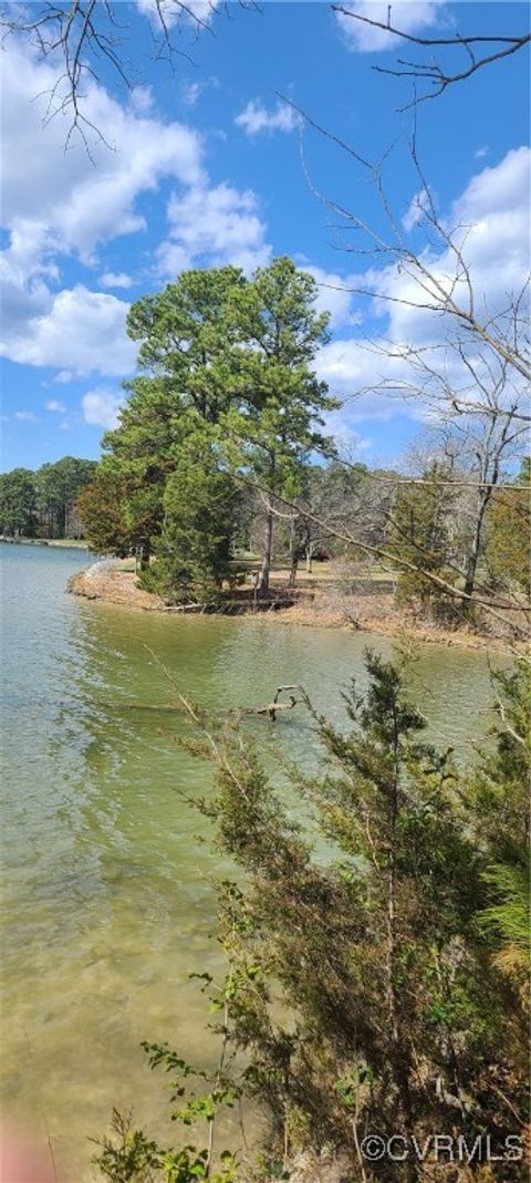 Tiny photo for 922 Skipjack Road, Sandy Point, VA 22488 (MLS # 2508994)