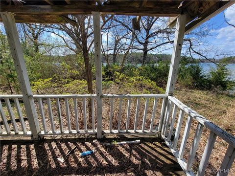 Tiny photo for 922 Skipjack Road, Sandy Point, VA 22488 (MLS # 2508994)