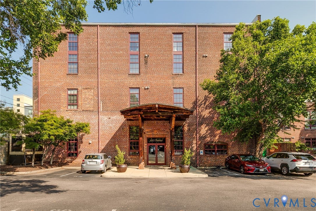 815 Porter Street U319