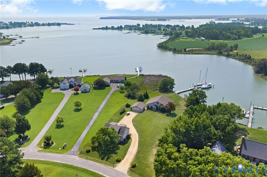 392 Kingscote Drive