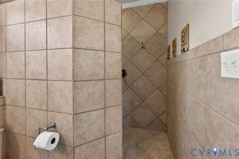Tiny photo for 392 Kingscote Drive DR, Lottsburg, VA 22511 (MLS # 2622144)
