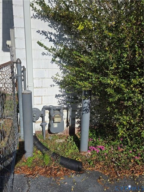 Tiny photo for 306 Washington Avenue, Colonial Heights, VA 23834 (MLS # 2532143)