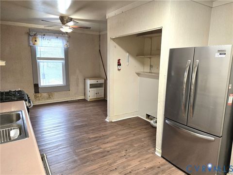 Tiny photo for 306 Washington Avenue, Colonial Heights, VA 23834 (MLS # 2532143)