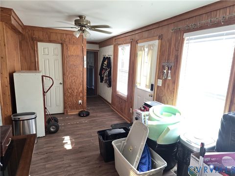 Tiny photo for 306 Washington Avenue, Colonial Heights, VA 23834 (MLS # 2532143)