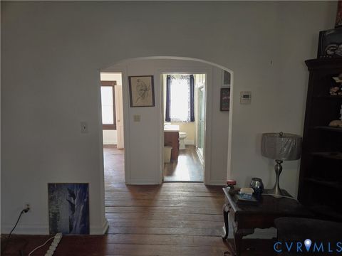 Tiny photo for 306 Washington Avenue, Colonial Heights, VA 23834 (MLS # 2532143)