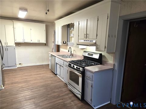 Tiny photo for 306 Washington Avenue, Colonial Heights, VA 23834 (MLS # 2532143)