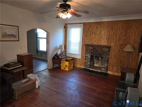 Tiny photo for 306 Washington Avenue, Colonial Heights, VA 23834 (MLS # 2532143)