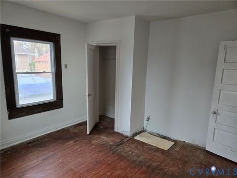Tiny photo for 306 Washington Avenue, Colonial Heights, VA 23834 (MLS # 2532143)
