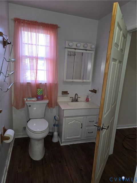 Tiny photo for 306 Washington Avenue, Colonial Heights, VA 23834 (MLS # 2532143)