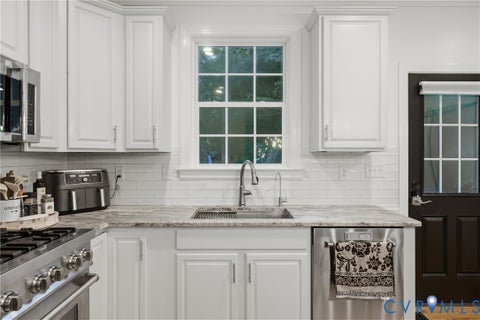 Tiny photo for 1755 Dispatch Road, Quinton, VA 23141 (MLS # 2623870)