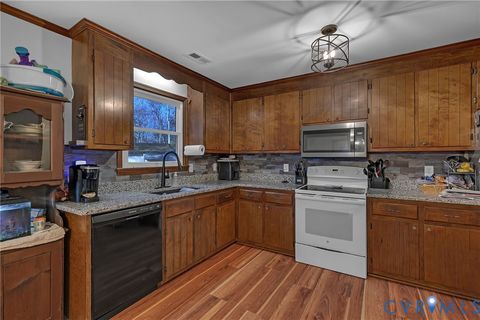 Tiny photo for 9925 Friendship Road, North, VA 23128 (MLS # 2607506)