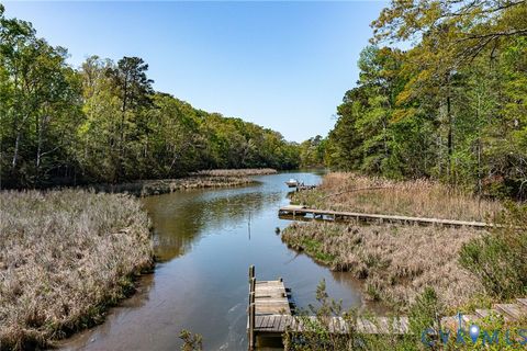 Tiny photo for 51 Grand Villa Drive, Weems, VA 22576 (MLS # 2610033)