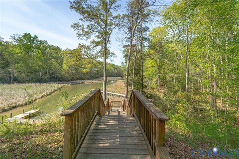 Tiny photo for 51 Grand Villa Drive, Weems, VA 22576 (MLS # 2610033)