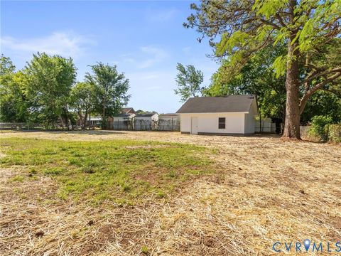 Tiny photo for 25621 Grant Avenue, Dinwiddie, VA 23803 (MLS # 2613105)