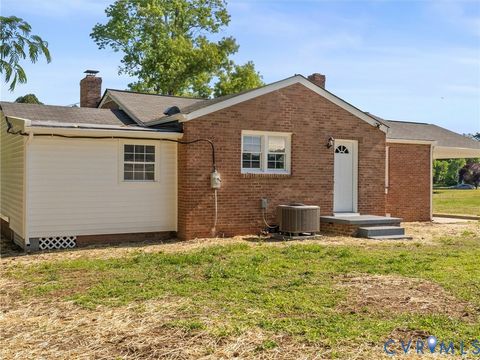 Tiny photo for 25621 Grant Avenue, Dinwiddie, VA 23803 (MLS # 2613105)