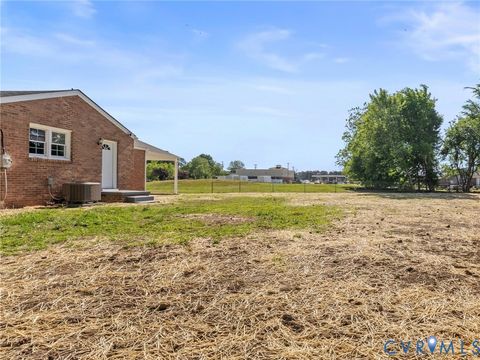 Tiny photo for 25621 Grant Avenue, Dinwiddie, VA 23803 (MLS # 2613105)