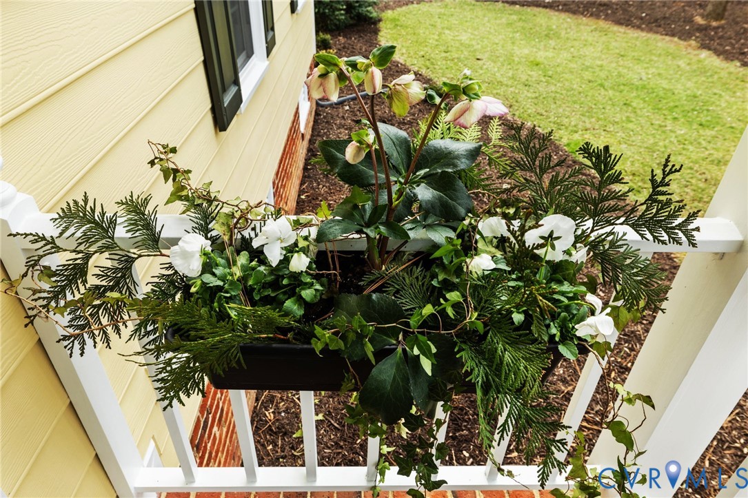 3016 Northlake Drive