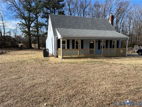 Tiny photo for 3908 Elsie Drive, Dinwiddie, VA 23803 (MLS # 2602475)