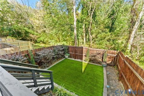 Tiny photo for 3008 E Franklin Street, Richmond, VA 23223 (MLS # 2529092)