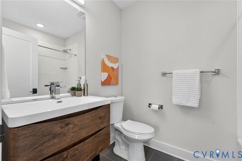 Tiny photo for 3008 E Franklin Street, Richmond, VA 23223 (MLS # 2529092)