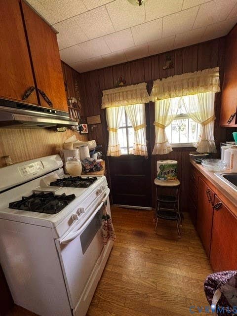 Tiny photo for 751 Leonard Road, Norfolk, VA 23518 (MLS # 2622916)