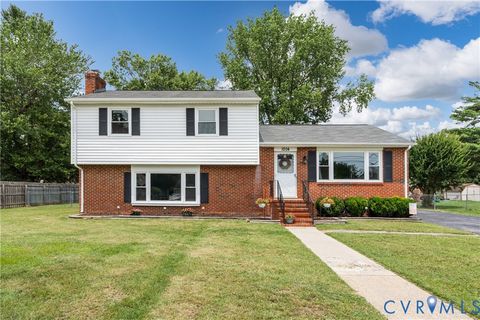 Photo of 1204 Clifton Drive, Colonial Heights, VA 23834 (MLS # 2615789)