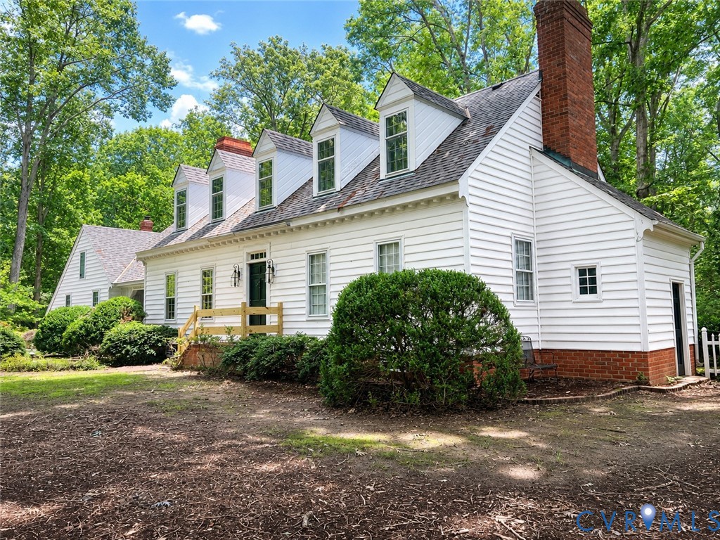 Photo 1 of 8 — 12701 Old Chestnut Circle, Midlothian, VA 23112