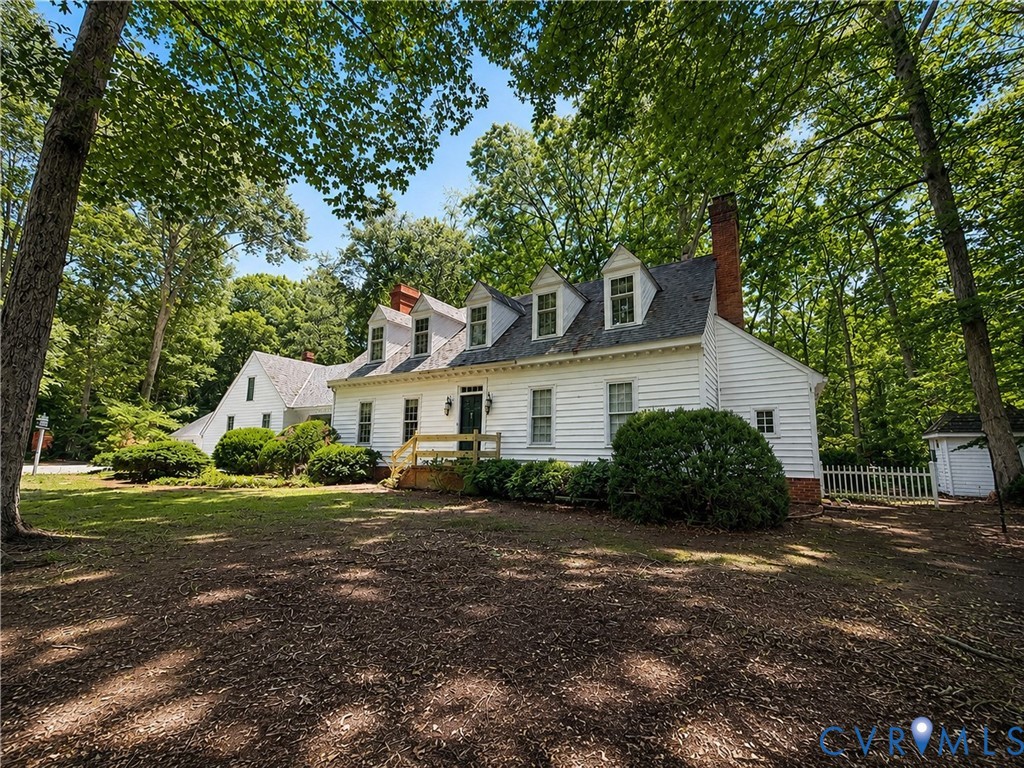 12701 Old Chestnut Circle