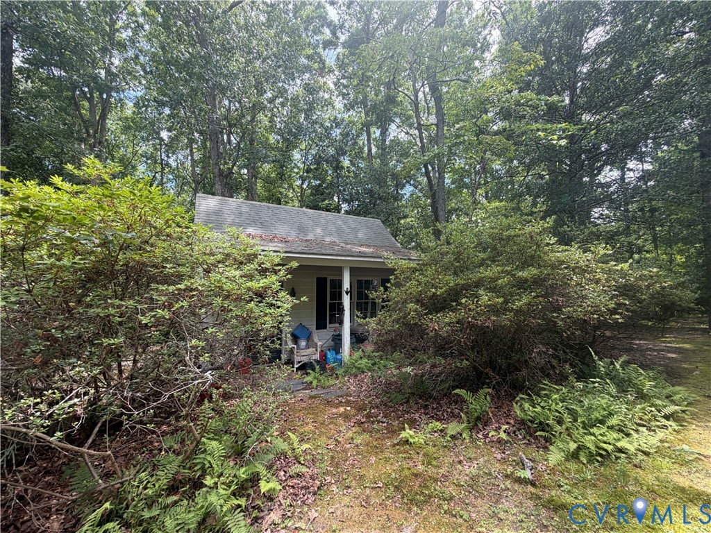 12701 Old Chestnut Circle