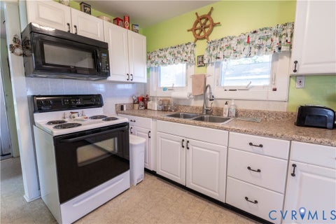 Tiny photo for 189 Riverside Drive, Deltaville, VA 23043 (MLS # 2623662)