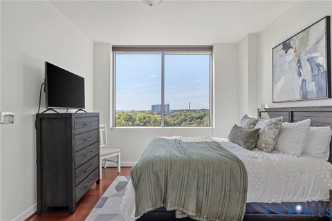 Tiny photo for 1101 Haxall Point #U514, Richmond, VA 23219 (MLS # 2624212)