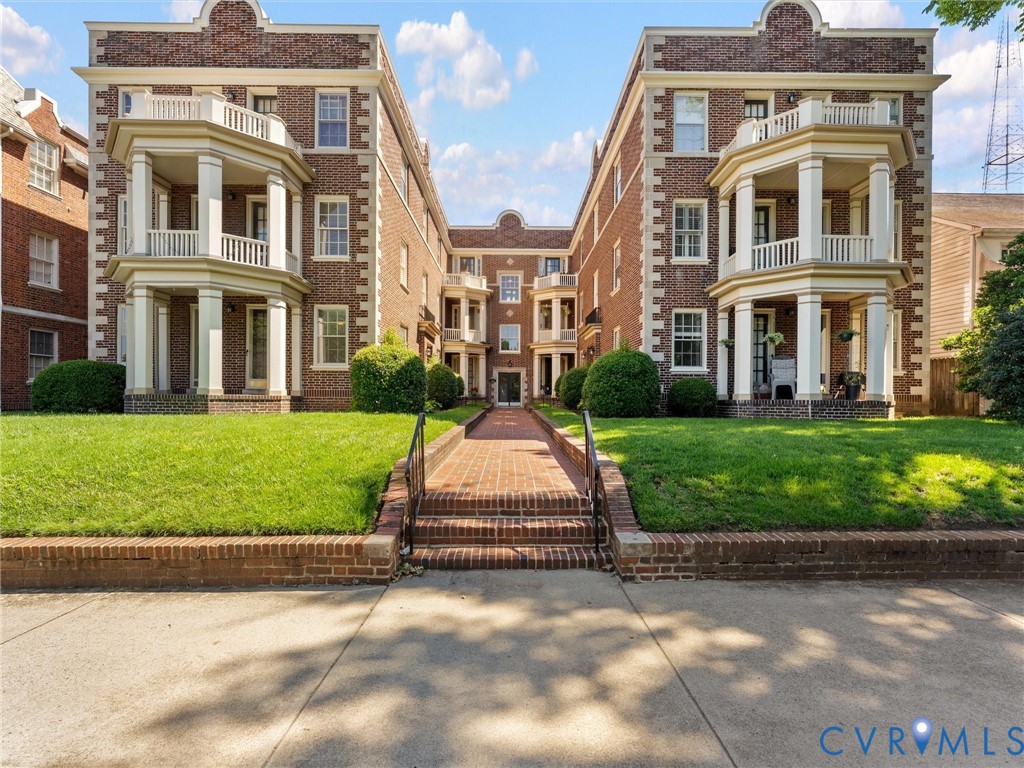 3410 Monument Avenue U101