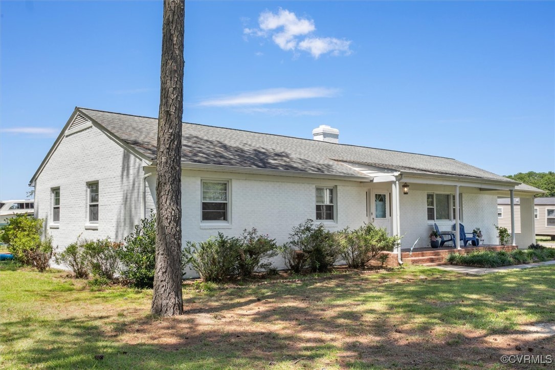 Photo 4 of 50 of 967 Lillys Neck Road house