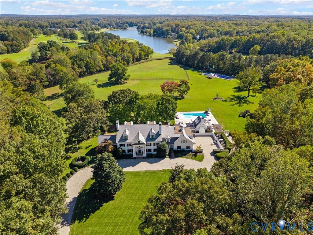 1 Starwood Lane