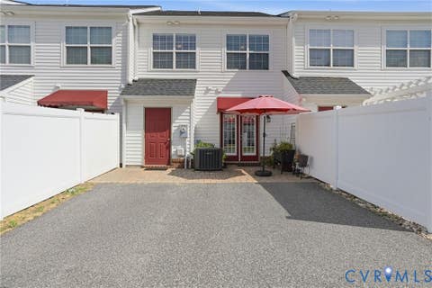 Tiny photo for 8104 Stony River Place, Mechanicsville, VA 23111 (MLS # 2622091)
