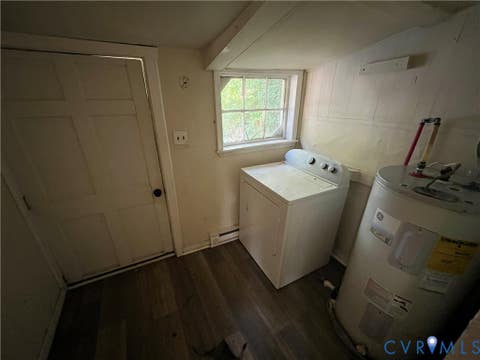 Tiny photo for 927 Farmer Street, Petersburg, VA 23803 (MLS # 2621772)